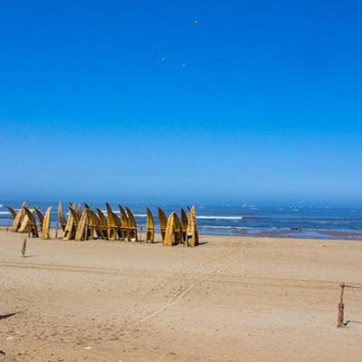 VENTA DE AMPLIO TERRENO FRENTE AL MAR - PIMENTEL